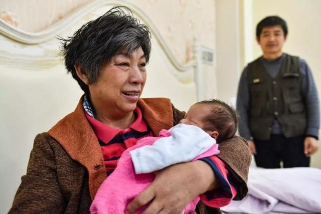 叫爸爸的小故事